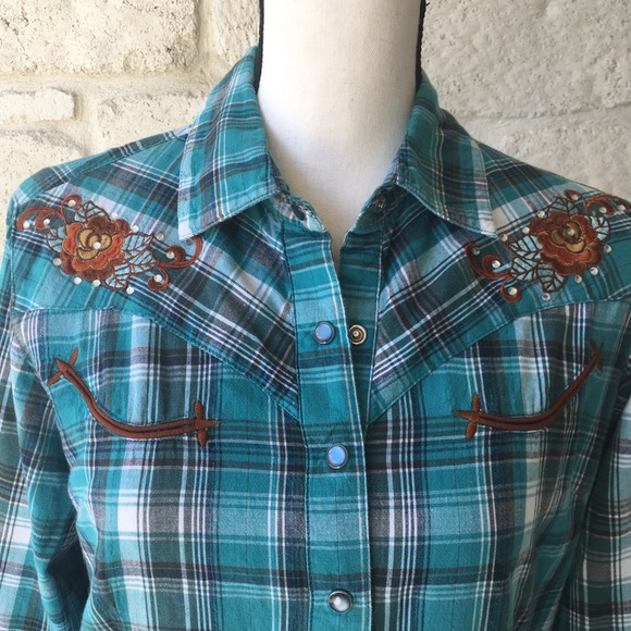 Pink Cattleac Plaid Button Down W/ Pearl Buttons - Picture 2 of 7